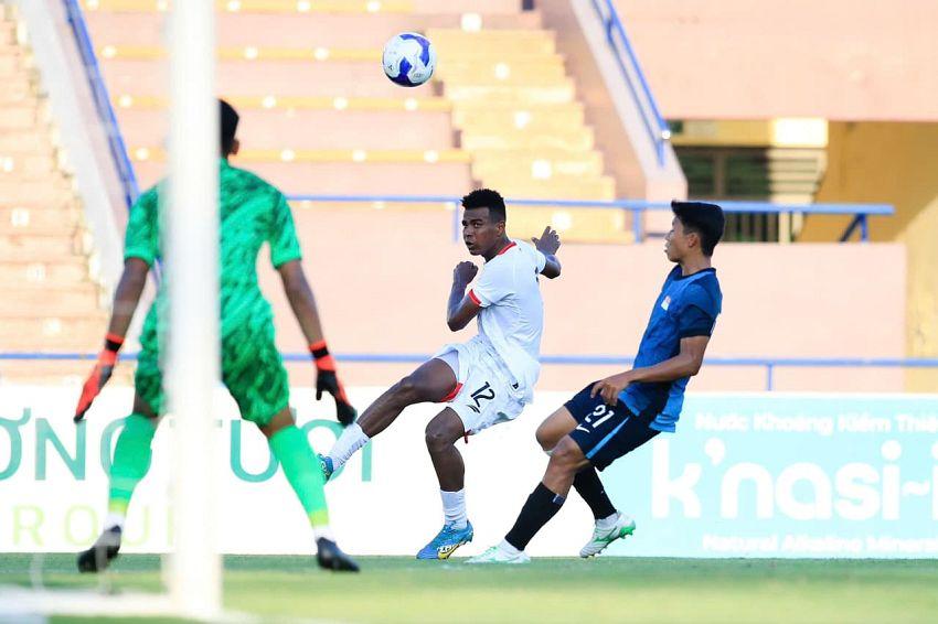 بداية مثالية للأولمبي اليمني: فوز ثمين على سنغافورة في افتتاح تصفيات كأس آسيا