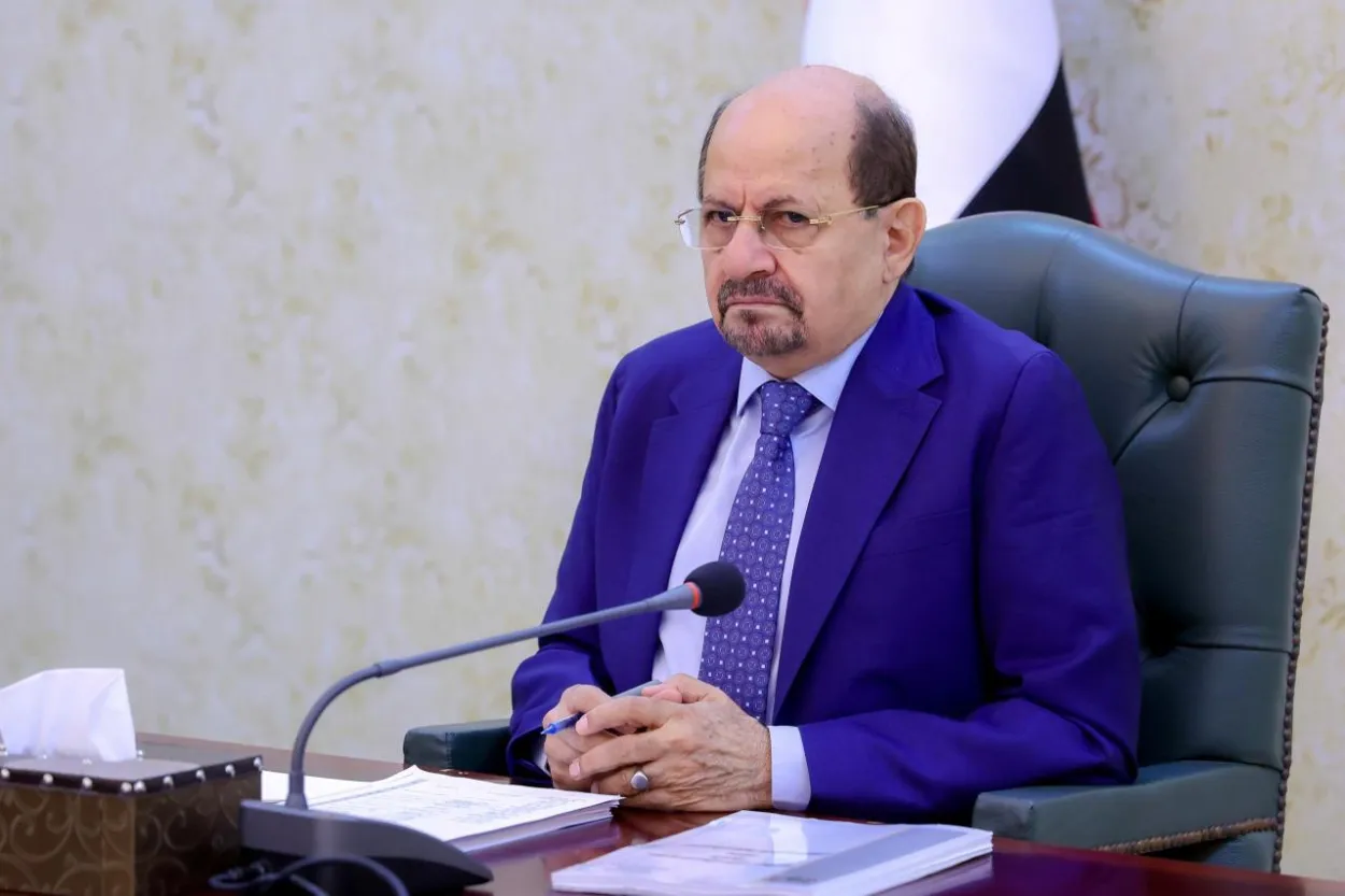 تحرّك حكومي عاجل عقب اغتيال وسام قائد في عدن وتوجيهات بملاحقة المتورطين