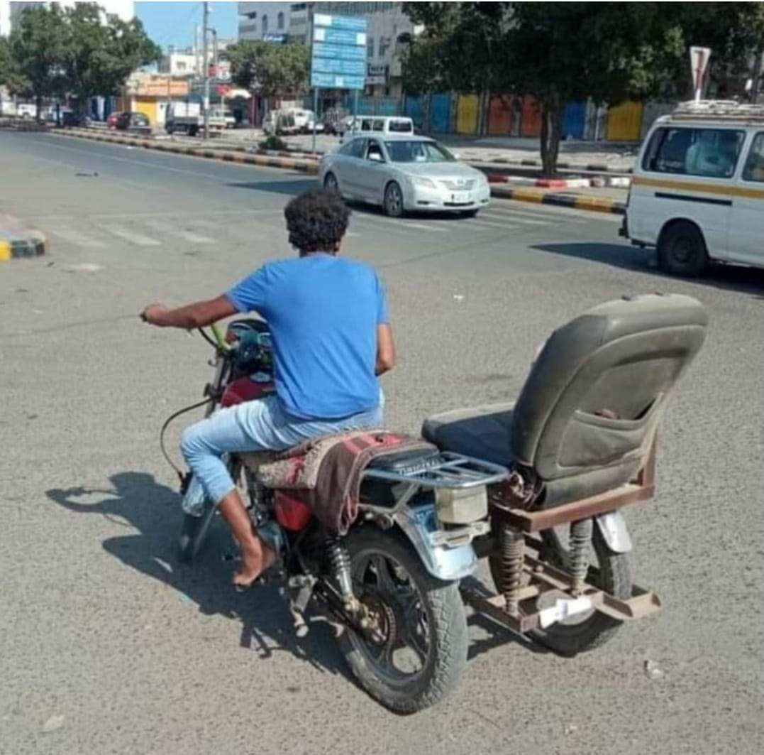 منح سائقي الدراجات النارية 10 أيام لوقف حركتها في عدن