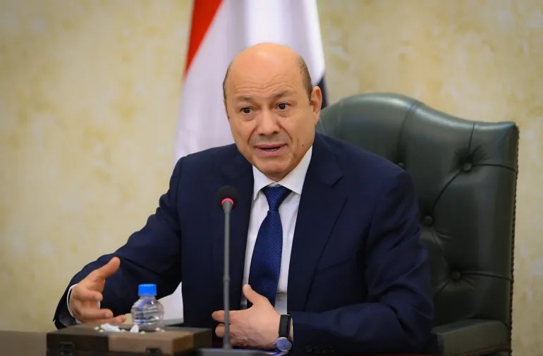 الرئيس العليمي: الحكومة الجديدة تفتح أفقا للاستقرار وحل منصف للقضية الجنوبية