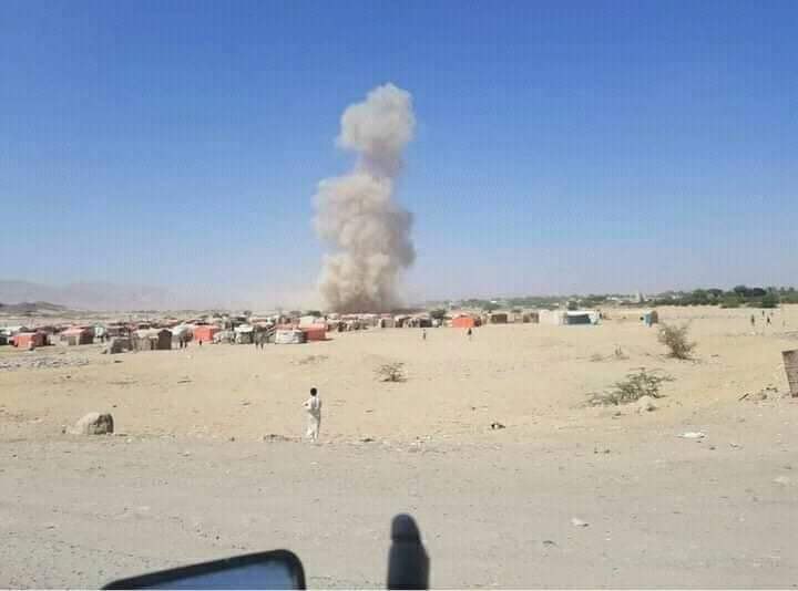 قصف حوثي يستهدف مخيم للنازحين في مأرب