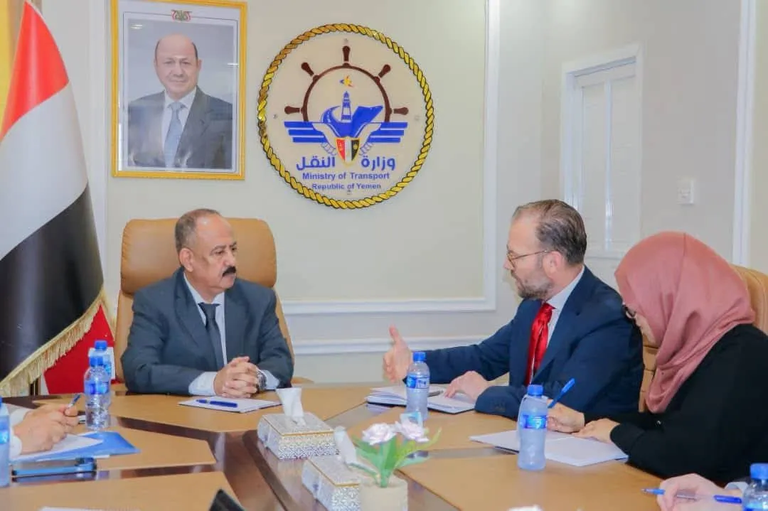 وزير النقل يؤكد أهمية دعم دولي لإعادة تأهيل القطاع وبحث تطوير خدماته مع الأمم المتحدة