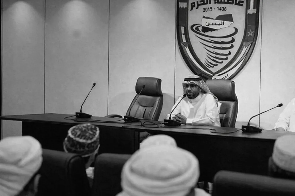 مصادر تكشف وصول اللواء السعودي فلاح الشهراني إلى المخا لتسلم مواقع عسكرية من القوات الإماراتية