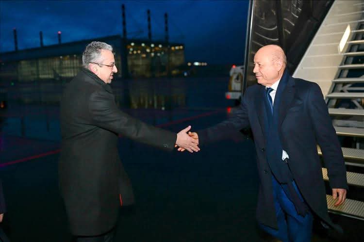 بمشاركة دولية واسعة.. الرئيس العليمي يصل ألمانيا للمشاركة في مؤتمر ميونيخ للأمن