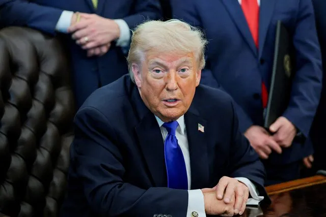 ترامب: الحوثيون لا يريدون مواجهة الولايات المتحدة وواشنطن لا تعتزم التدخل عسكريا في اليمن