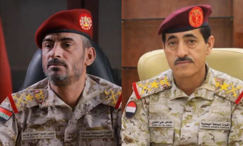 وزير الدفاع ورئيس الأركان يهنئان رئيس مجلس القيادة بذكرى ثورة 14 أكتوبر ويؤكدان الجاهزية لمعركة فجر اليمن