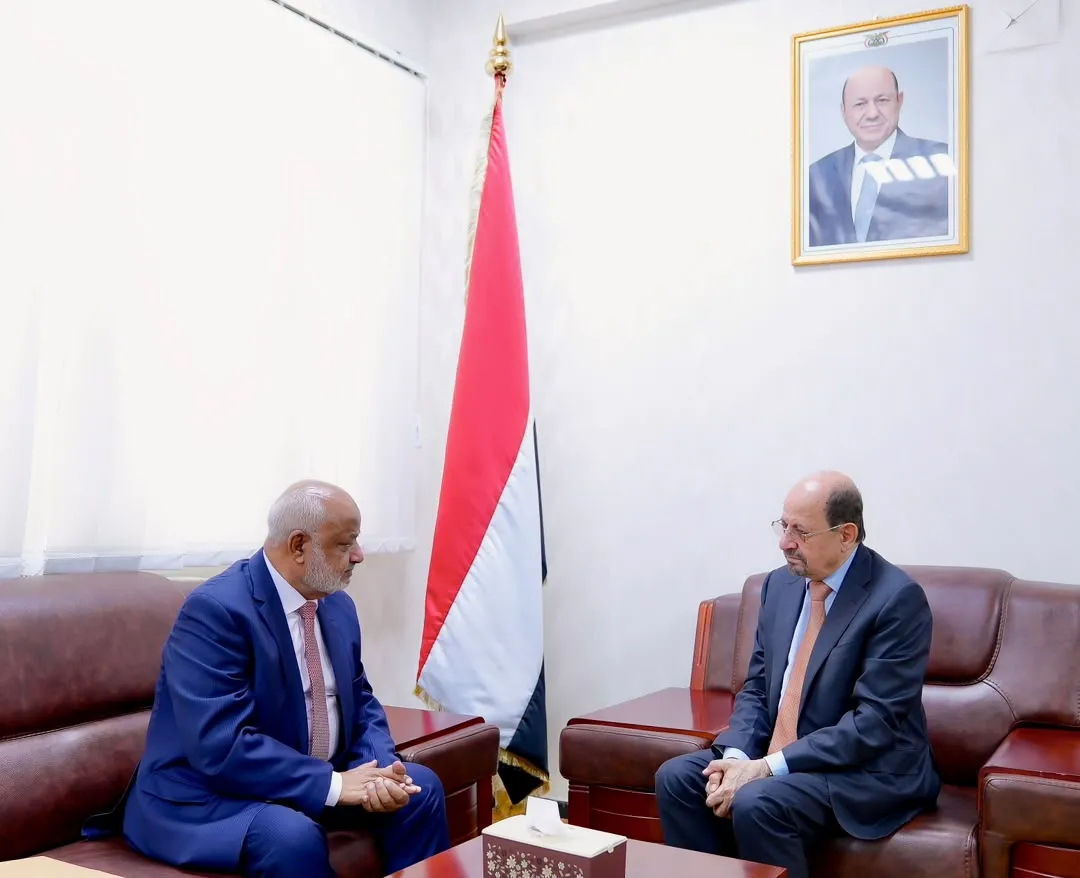 رئيس الوزراء الدكتور شائع الزنداني: معركة استعادة الدولة مستمرة ولن نترك النازحين وحدهم