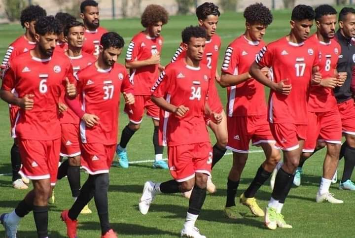 منح اللاعب اليمني فرصة المشاركة في الدوريات الخليجية كلاعب مواطن