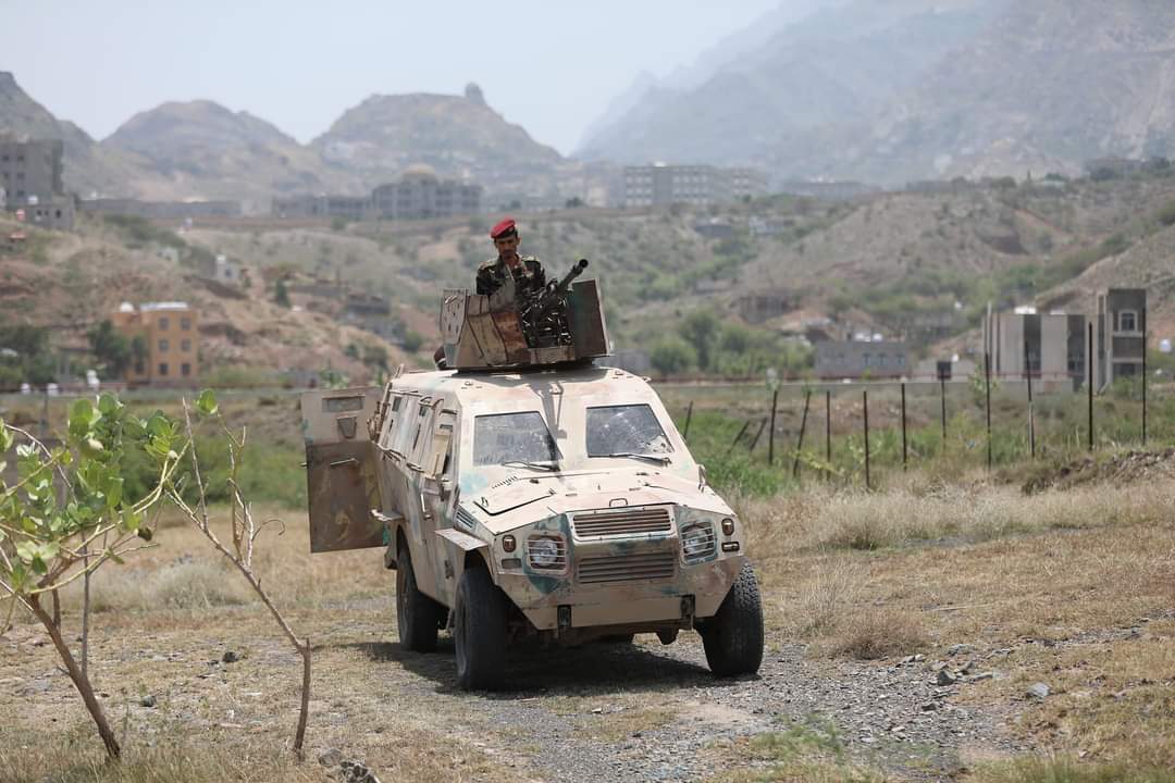 تجدد الاشتباكات بين القوات الحكومية والحوثيين في تعز