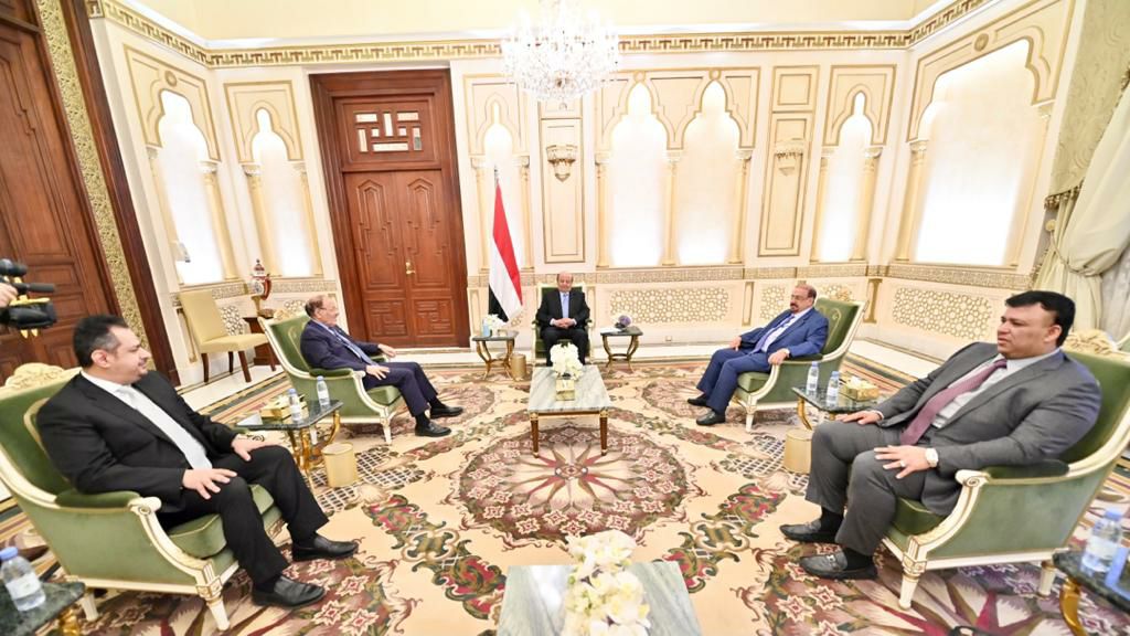 الرئيس هادي يستقبل المبعوث الأممي الجديد لليمن