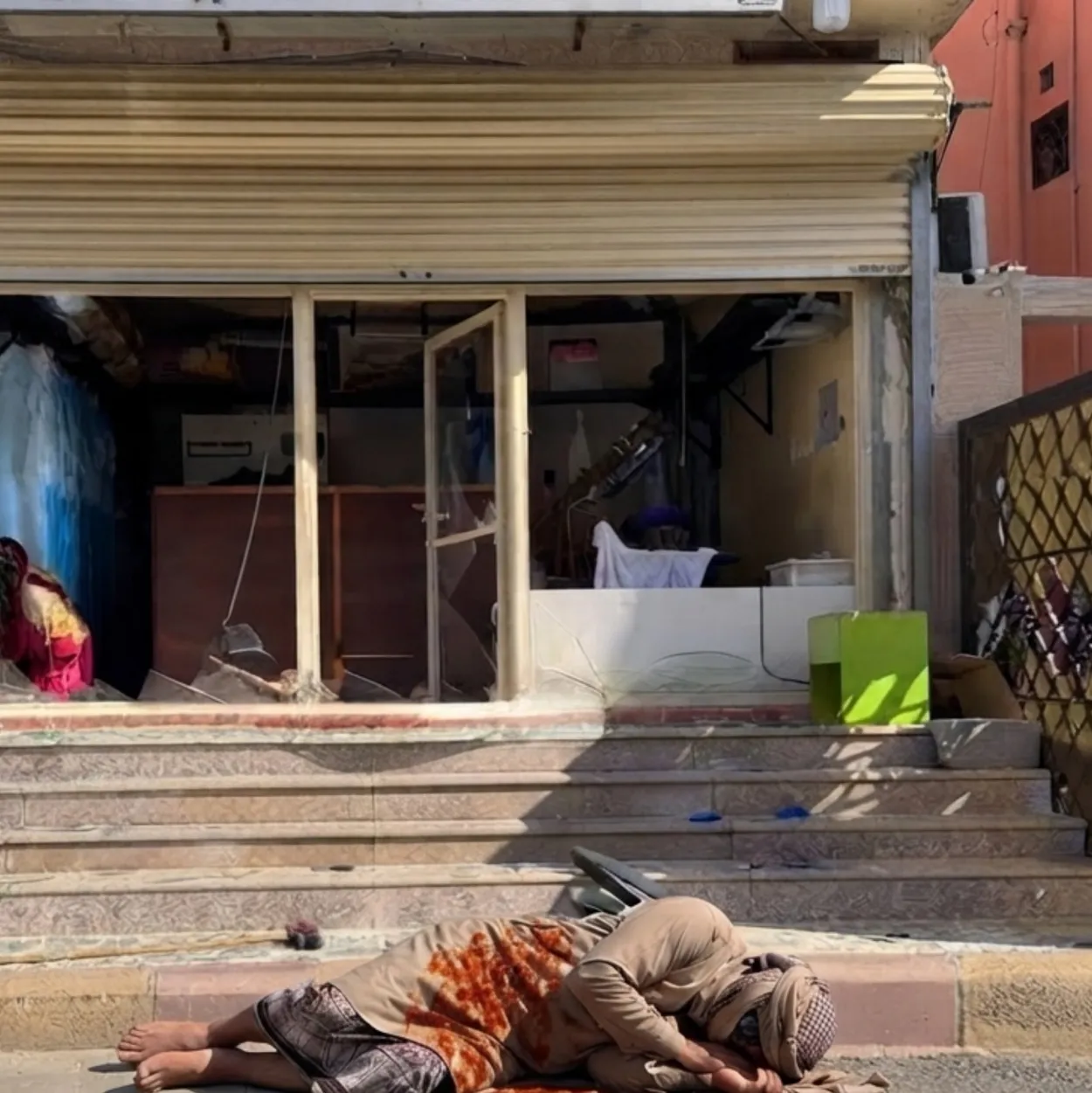 وفاة مقيم يمني وإصابة آخرين جراء سقوط شظايا مسيرة حوثية في الطائف