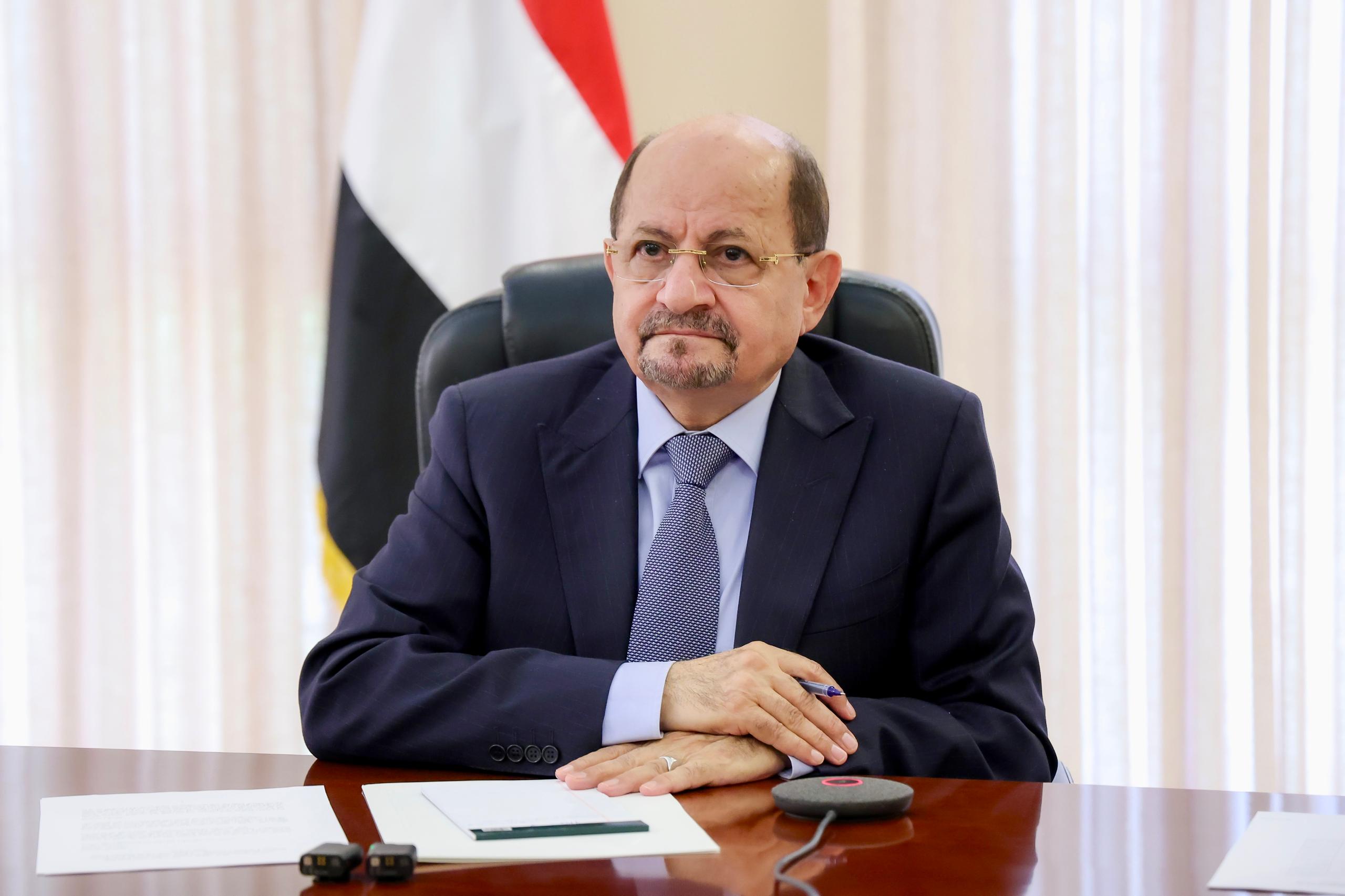 رئيس الوزراء د. شائع محسن الزنداني: القضية الجنوبية مسؤولية وطنية جامعة ولا مجال للمزايدة عليها