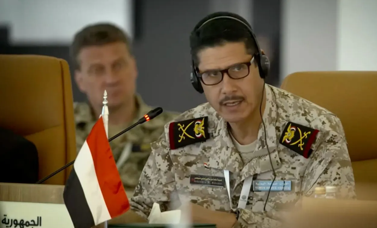الوفد اليمني يدعو لتوحيد الجهود الدولية لمواجهة تهديدات الملاحة البحرية