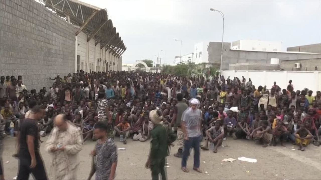 تظاهرات لأفارقة أمام منظمة الهجرة  بصنعاء