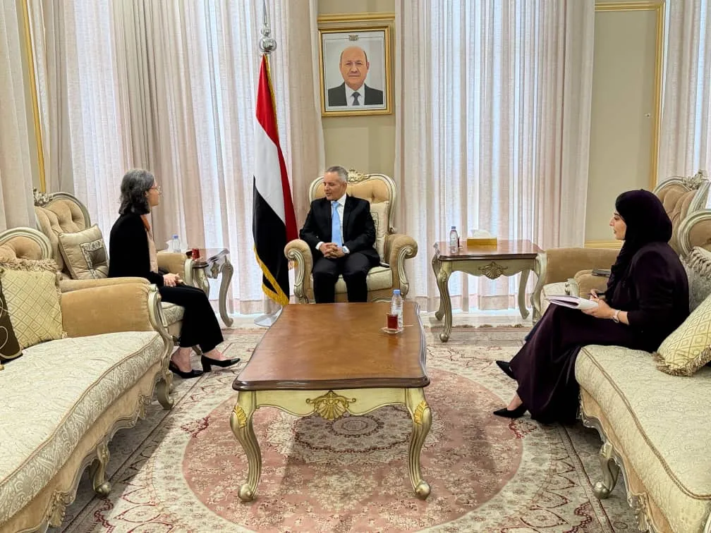 وزير الشؤون الاجتماعية يبحث مع السفيرة الفرنسية تعزيز التعاون الإنساني والتنموي