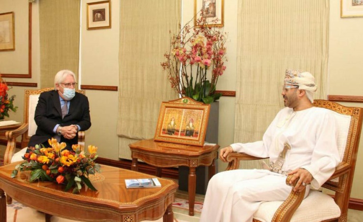 مارتن جريفث يلتقي وزير الخارجية العماني لبحث الأزمة اليمنية 