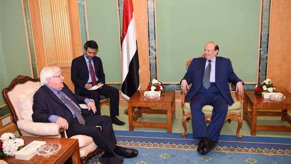 الرئيس هادي يلتقي مبعوثي الأمم المتحدة والأمريكي إلى اليمن 