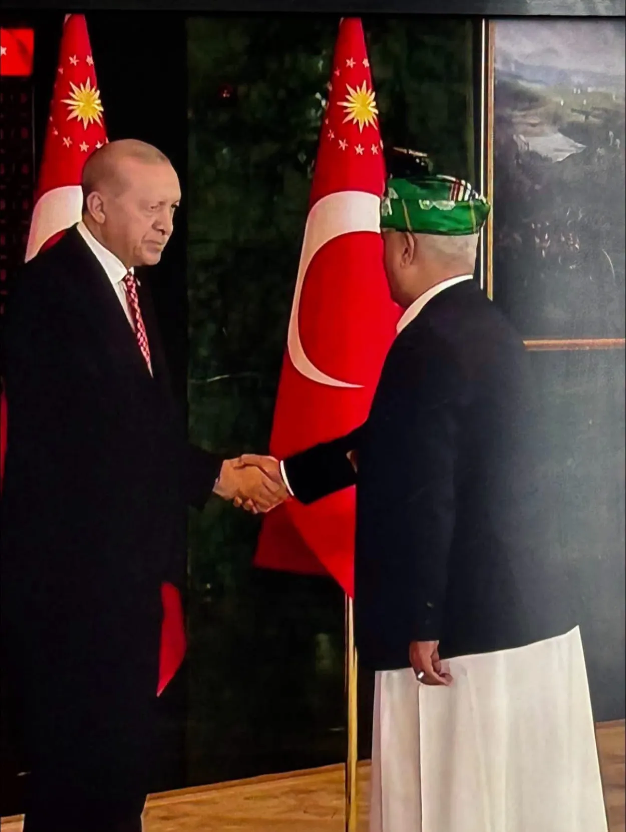 السفير اليمني في أنقرة يهنئ أردوغان بذكرى تأسيس الجمهورية التركية