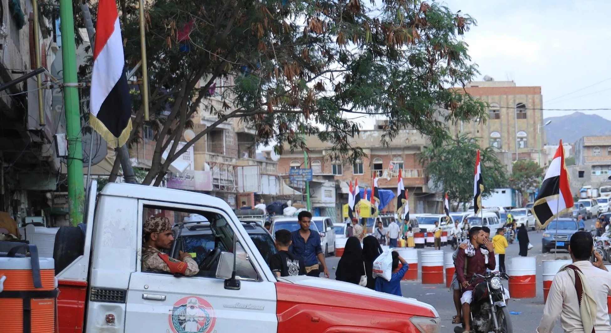 تعز: ضبط 34 مطلوبا ومقتل المتهم الرئيسي في حملة أمنية مشتركة