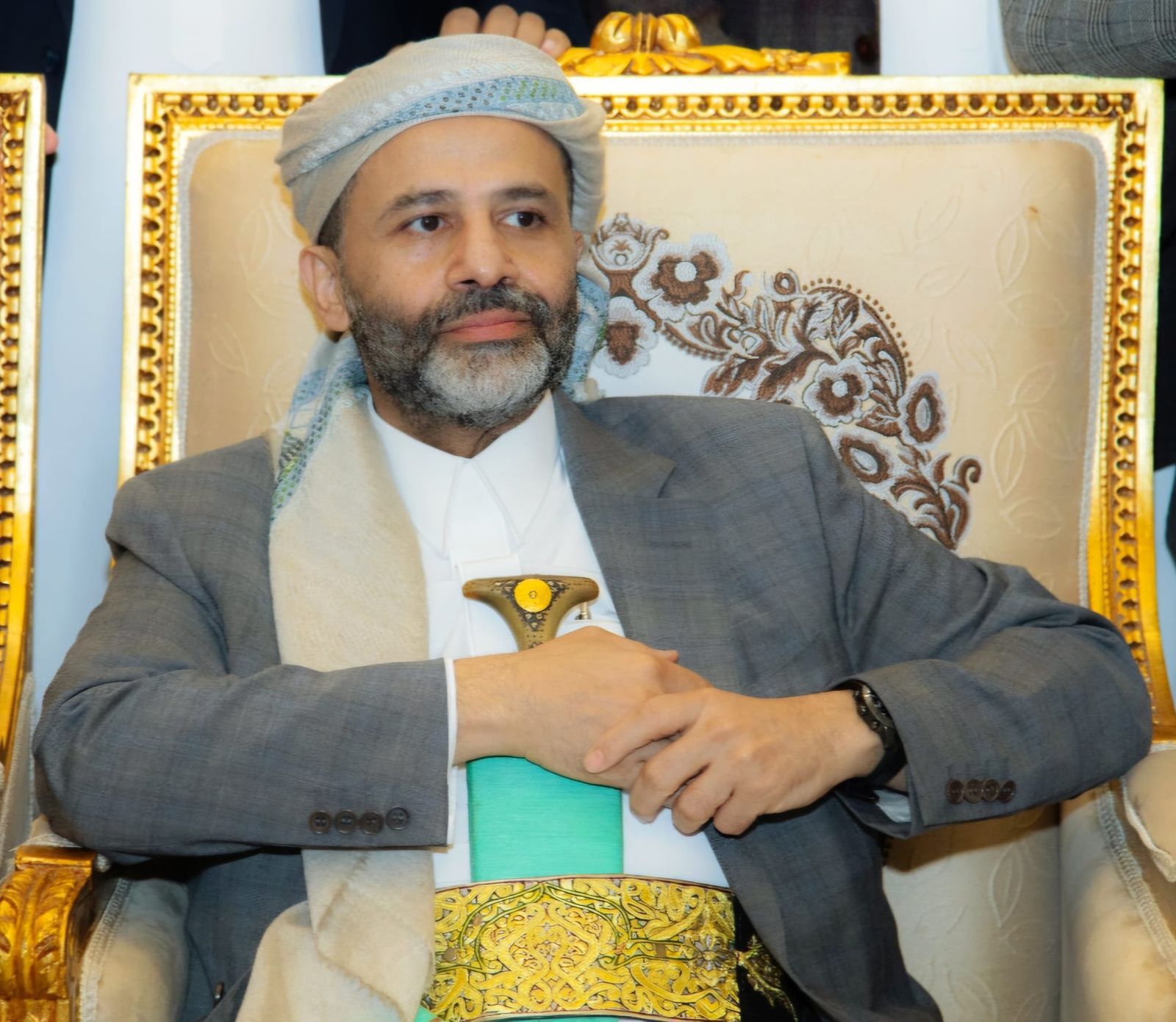 الشيخ حميد الأحمر : تعــز.. بوابة التحرير وقلعة الجمهورية